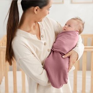 Comfy Cubs 3-Pack Baby Swaddles (0-3 Months) Blush/Mauve Cotton – NEW